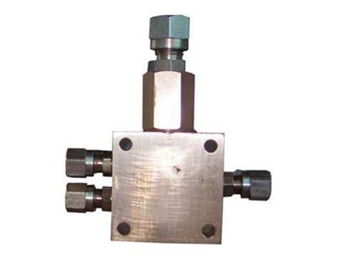 TLR3油气分配器(图1)